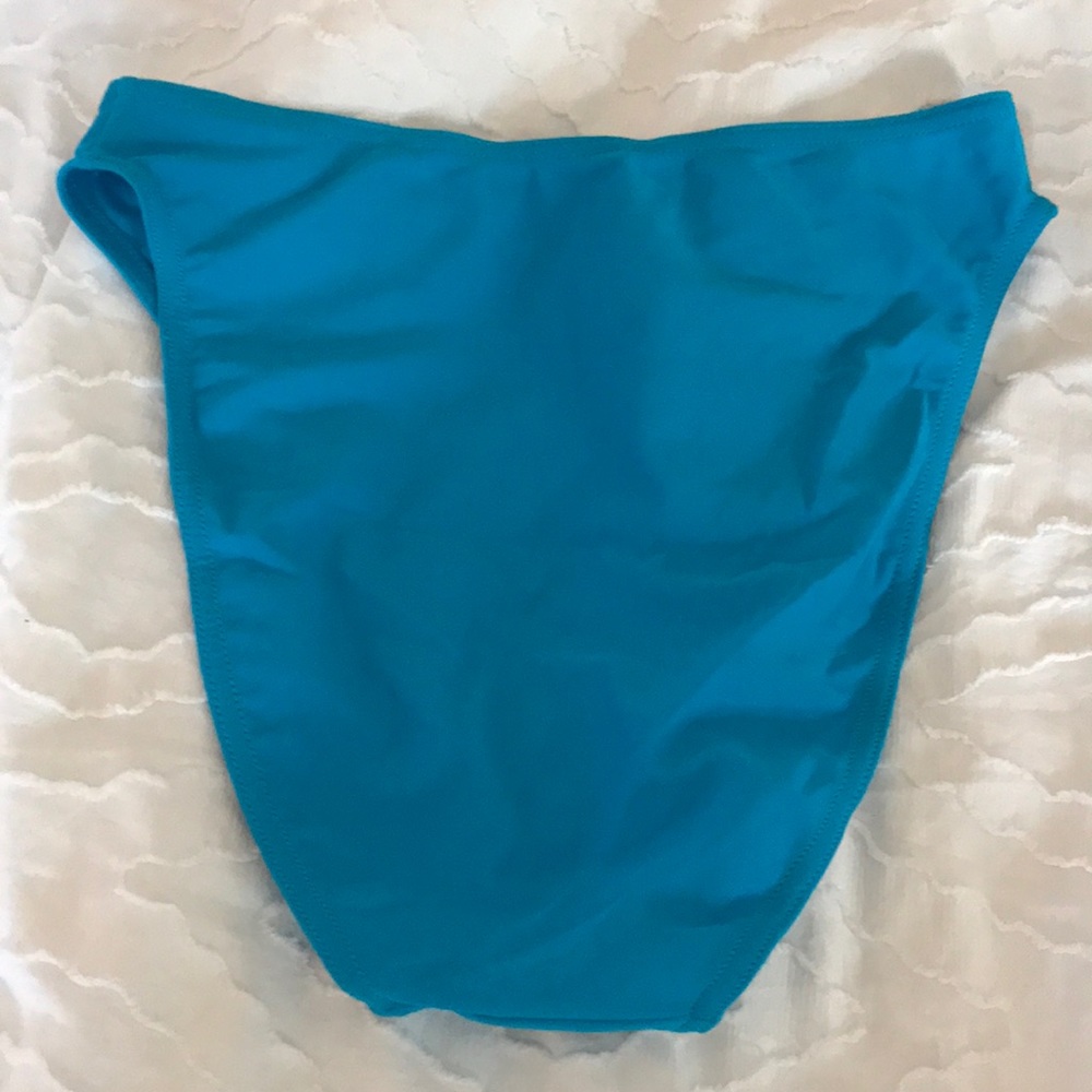 Undies - Picture 4 of 4